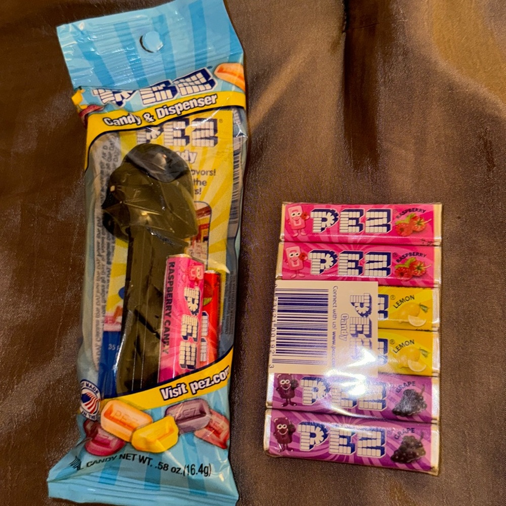 Pez Dispenser, Darth Vader and Pez Candy Bundle, New, Stocking Stuffer 🎁